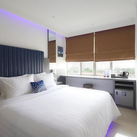 Moritz Biz Gandaria Hotel Джакарта Екстериор снимка