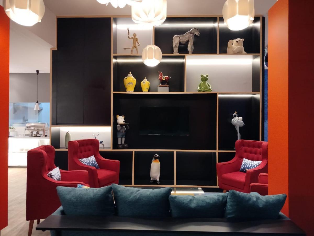 Moritz Biz Gandaria Hotel Джакарта Екстериор снимка