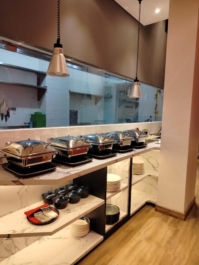 Moritz Biz Gandaria Hotel Джакарта Екстериор снимка