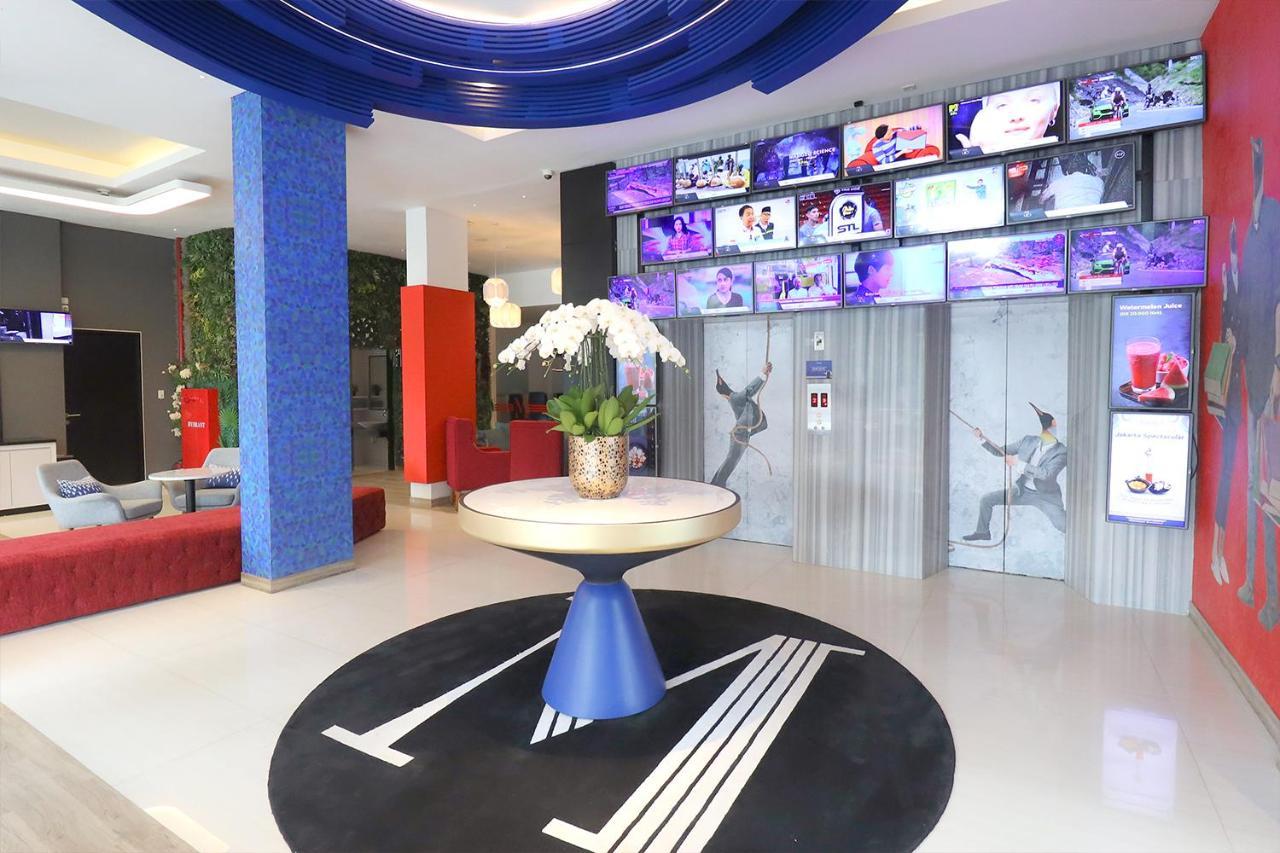 Moritz Biz Gandaria Hotel Джакарта Екстериор снимка